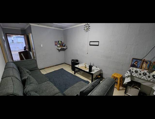 1 BEDROOM HOUSE FOR SALE IN ROSENEATH